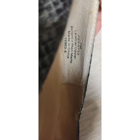 Worthington Leather Black & Gray Snake Skin Print Heels‎  - Size 7M - Picture 11 of 12